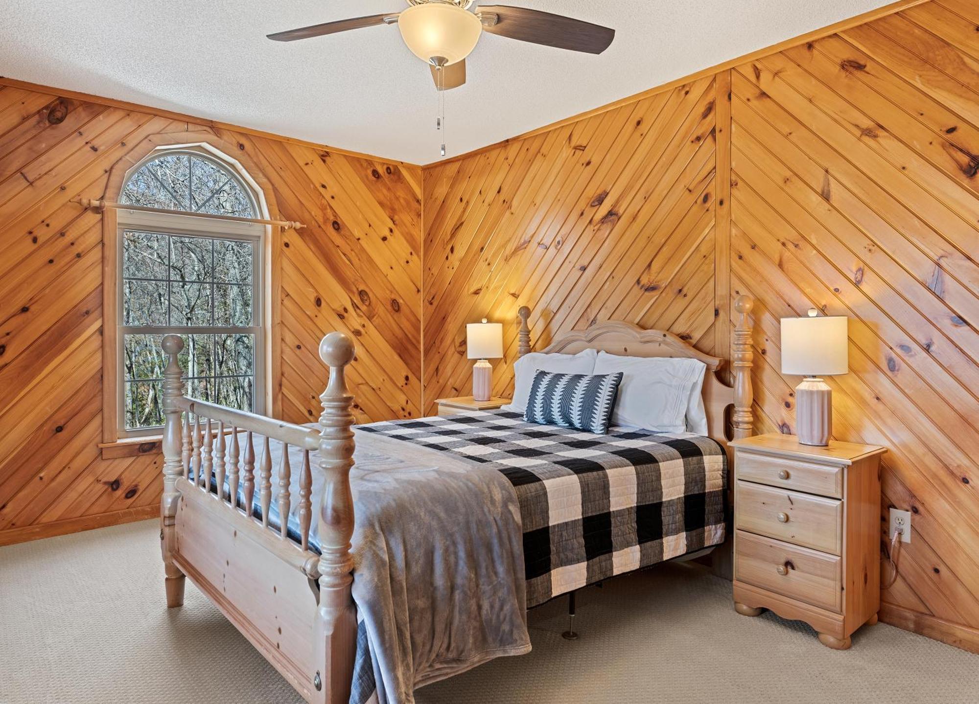 Maggie Valley Cabin With Beautiful Mountain Views, Hottub, Pet Friendly, Gameroom, Fireplace Ngoại thất bức ảnh