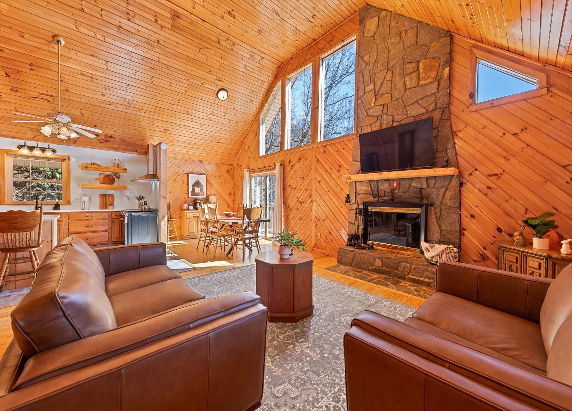 Maggie Valley Cabin With Beautiful Mountain Views, Hottub, Pet Friendly, Gameroom, Fireplace Ngoại thất bức ảnh