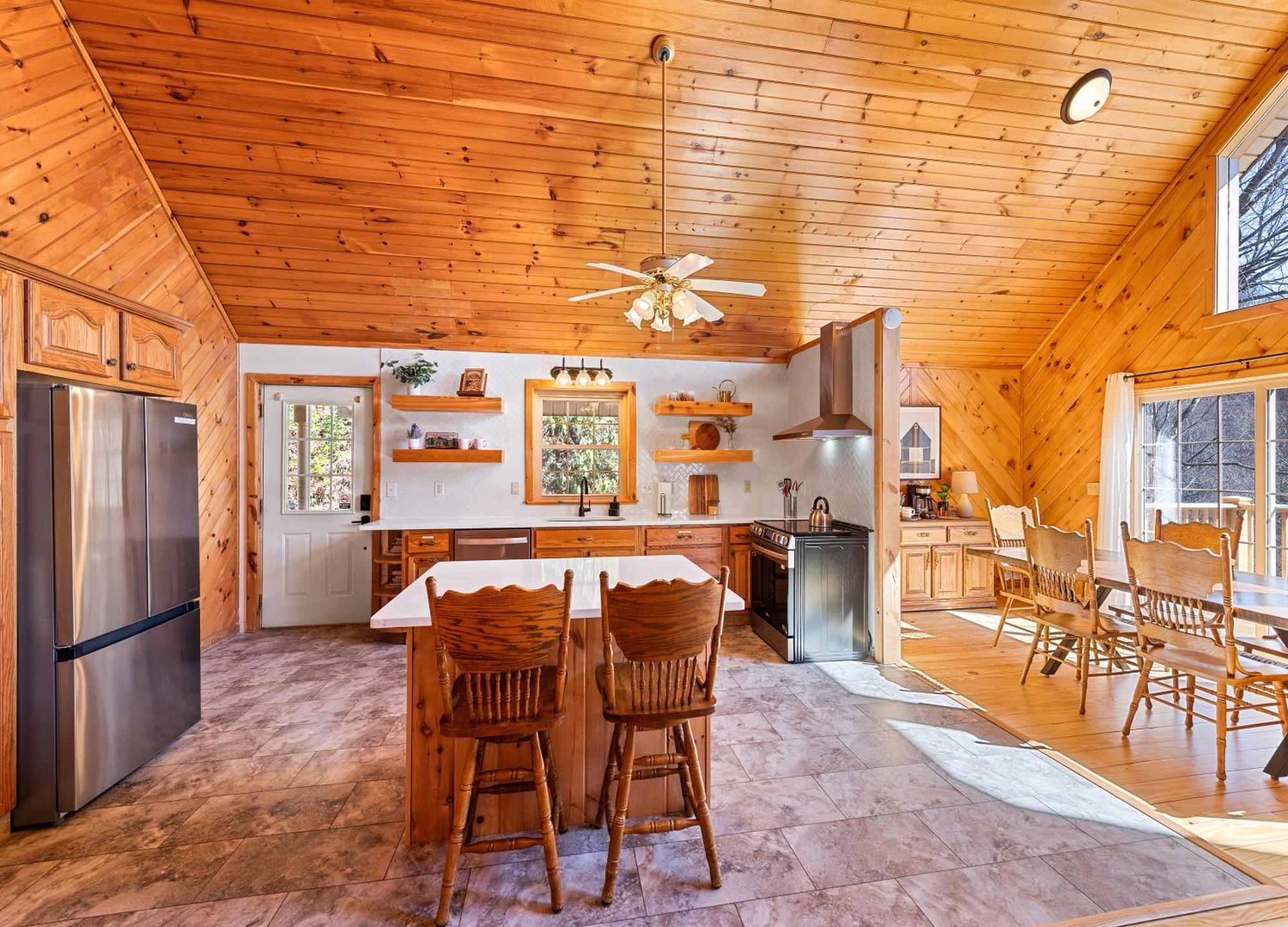 Maggie Valley Cabin With Beautiful Mountain Views, Hottub, Pet Friendly, Gameroom, Fireplace Ngoại thất bức ảnh