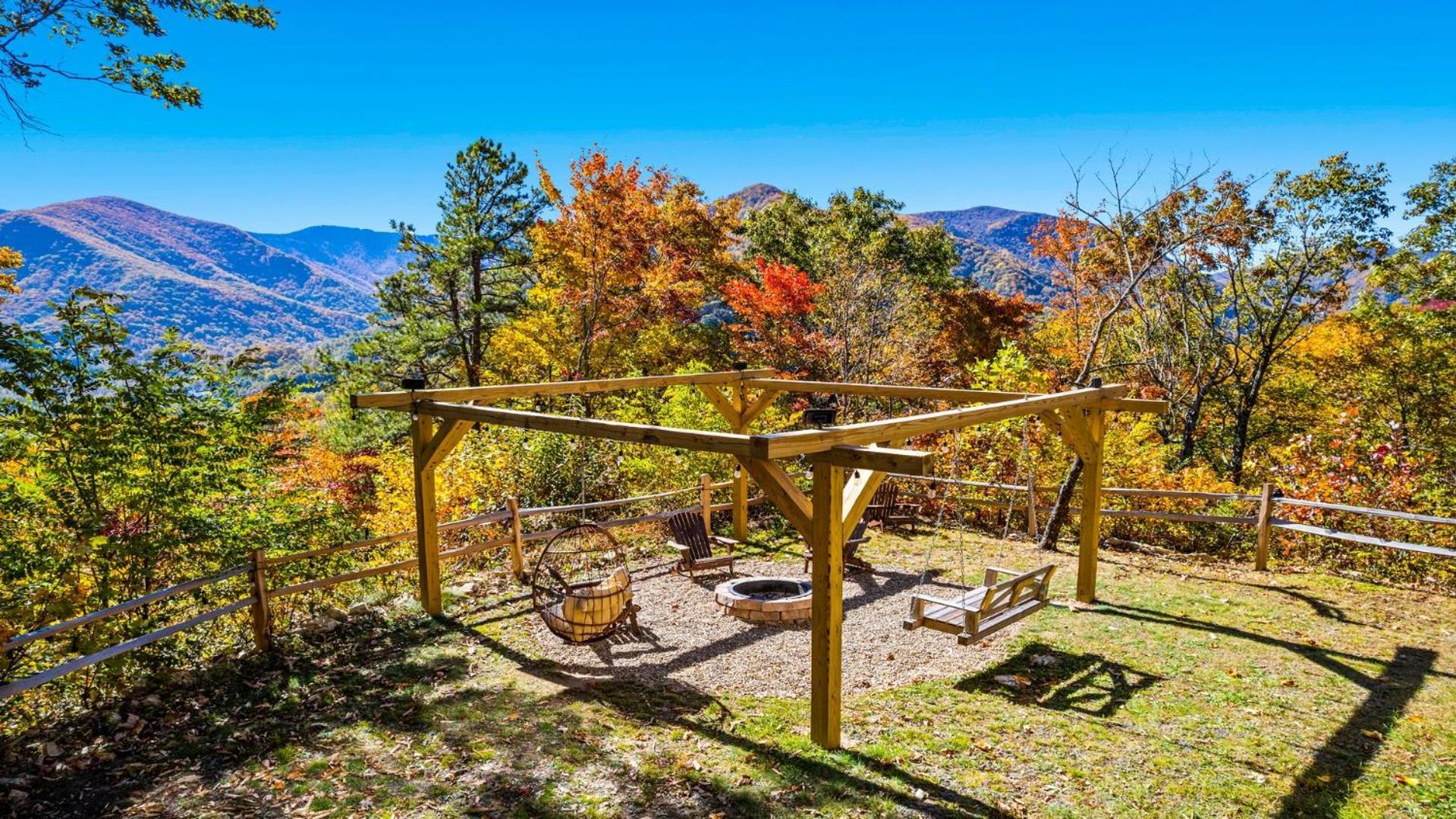 Maggie Valley Cabin With Beautiful Mountain Views, Hottub, Pet Friendly, Gameroom, Fireplace Ngoại thất bức ảnh