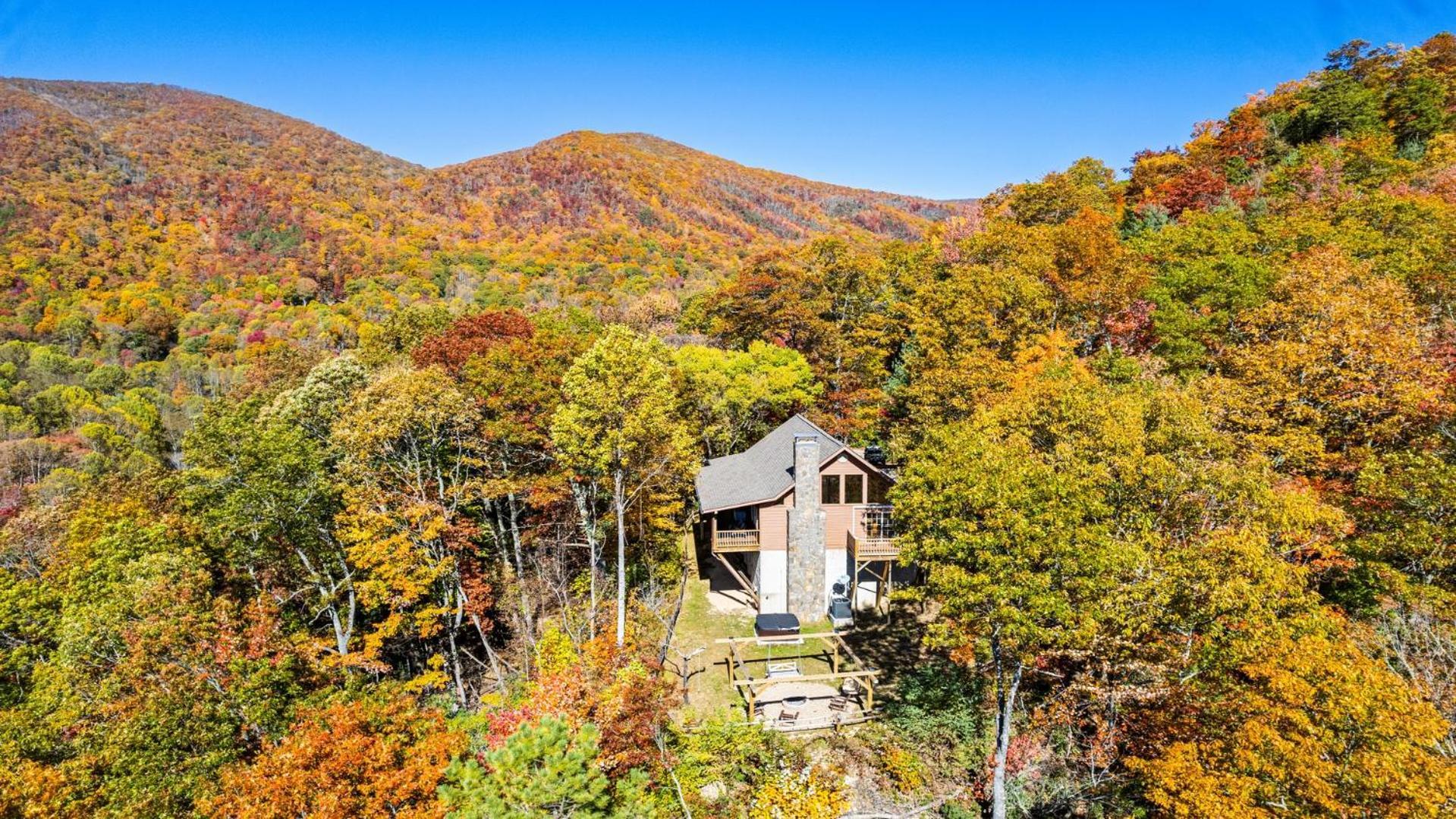 Maggie Valley Cabin With Beautiful Mountain Views, Hottub, Pet Friendly, Gameroom, Fireplace Ngoại thất bức ảnh